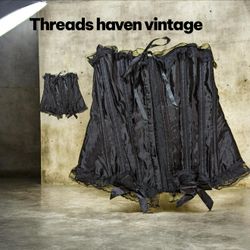 TH#004 all black corset