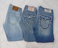 CR7823 Vintage True Religion Men’s Jeans