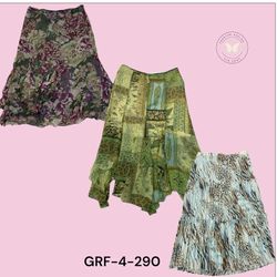 Y2K Vibe Printed Poly Skirt – Retro Core Fit (GRF-..
