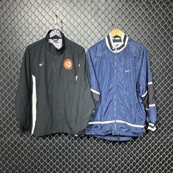 Classic nike track jacket (fnc 32)