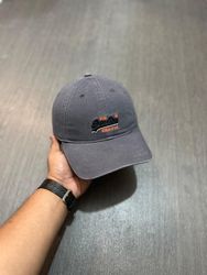Original branded caps 70pcs