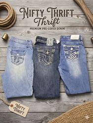 Y2K flared/Bootcut Embellish Jeans