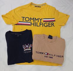 CR7878 Vintage Tommy Hilfiger T-Shirts