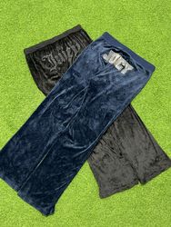 v225 Juicy Couture Sweatpants