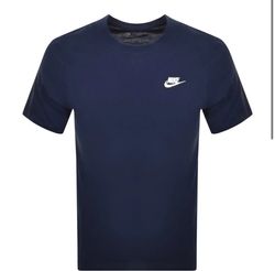 Nike t-shirts
