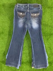 Women’s boot cut jeans pants