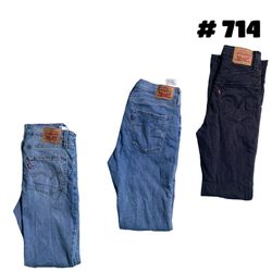 Levi's Straight Fit Women's Jeans. #714)2