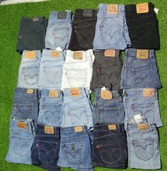 LEVI’S MINI SKIRTS (MD 222)