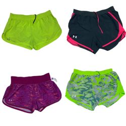 Women’s under armour heat gear shorts 19 pcs