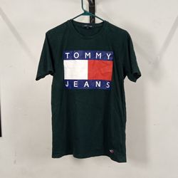 TOMMY HILFIGER POLO SHIRTS & CREW NECK T-SHIRT - B..