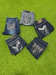 TV 95 Embroidered Jeans  9P