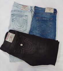 CR8015 Vintage True Religion Men’s Jeans