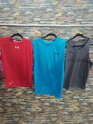 AV-1624 Under Armour Tank Tops