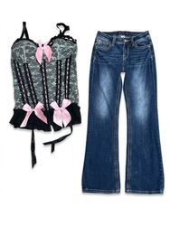 (FV-1355) Y2K Corsets & Missme flared jeans
