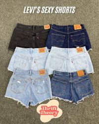 Levi’s Sexy Shorts - (30/04)