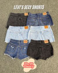 Levi’s Sexy Shorts - (30/04)