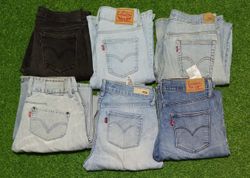 LEVI’S JEANS (B 62)