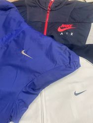 Nike Sweatshirts & Hoodies