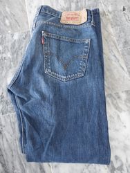 Levis 501 jeans