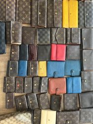 55 Authentic luxury wallet  Louis Vuitton Gucci