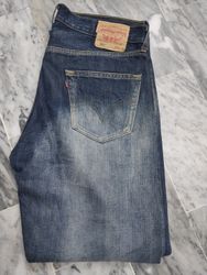 Levis 501 jeans