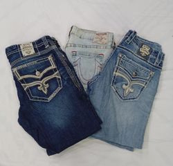 CR8013 Vintage True Religion & Rock Revival Men’s ..