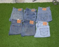 LEVIS MEN WEAR JEANS