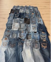 Y2K Embroidered Flared Jeans