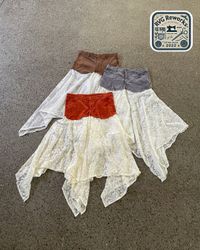 Jupe en corduroy recyclé à lacets