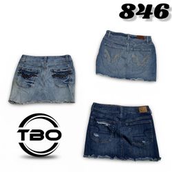 Y2k skirts (Brands) American Eagle & Hollister etc..