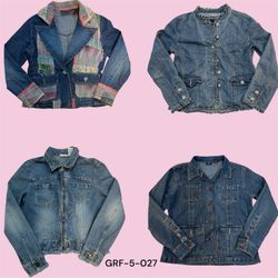 Distressed Y2K Denim Jacket – Grunge Street Look (..
