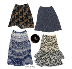 Y2K Poly Skirt – Vintage Printed Retro Aesthetic M..