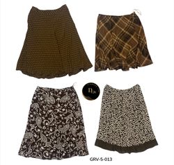 Y2K Poly Skirt – Retro Printed Aesthetic Mini Skir..