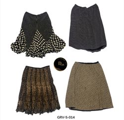 Y2K Poly Skirt – Chic Printed Casual Summer Outfit..