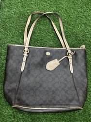 Large coach bag