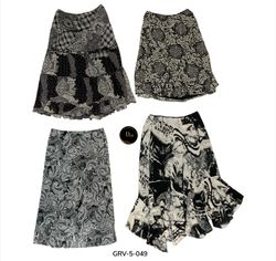 Y2K Poly Skirt – Iconic Vintage Street Style Piece..