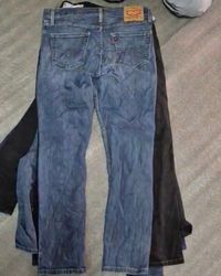 Straight Jeans