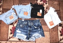 Levi’s denim shorts