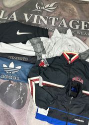 Vintage Branded Windbreaker Jacket – Lightweight S..