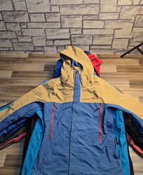 The north face windbraker