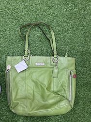 borse coach