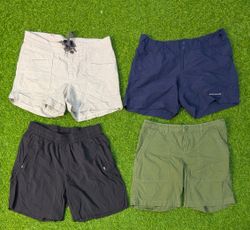 5551 - Patagonia, Columbia, The North Face and unb..
