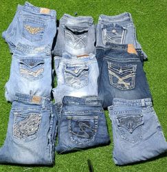 WALLFLOWER AND OTHER BRAND JEANS (MRB5)