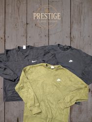 Nike sweatshirt