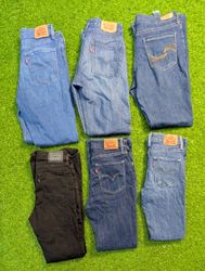 5664 - Levi's Flare and Straight Jeans