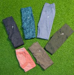 5677 - Gymshark leggings