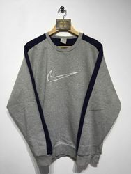 Nike sweatshirt