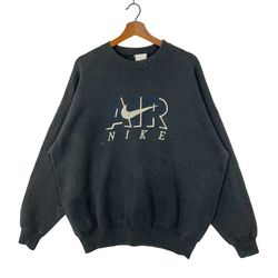 Nike sweatshirt