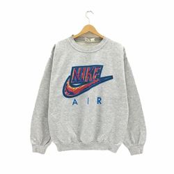 Nike sweatshirt