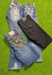 5698 - Miss me, True Religion Straight Jeans